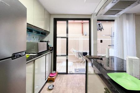 Casa à venda com 380m², 6 quartos e 10 vagas Casa à venda com 380m², 6 quartos e 10 vagasCozinha  - Casa 3