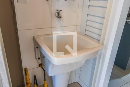 Apartamento à venda com 73m², 3 quartos e 2 vagas Apartamento à venda com 73m², 3 quartos e 2 vagasÁrea de Serviço