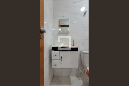 Apartamento à venda com 110m², 2 quartos e 1 vaga Apartamento à venda com 110m², 2 quartos e 1 vagaBanheiro da suíte
