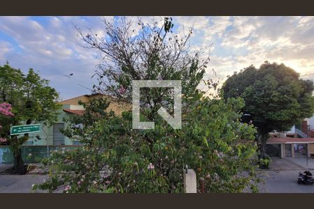 Apartamento à venda com 110m², 2 quartos e 1 vaga Apartamento à venda com 110m², 2 quartos e 1 vagaVista