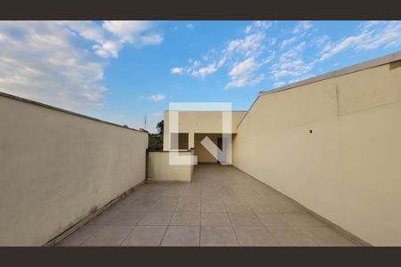 Apartamento à venda com 110m², 2 quartos e 1 vaga Apartamento à venda com 110m², 2 quartos e 1 vagaCobertura