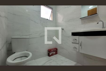 Apartamento à venda com 110m², 2 quartos e 1 vaga Apartamento à venda com 110m², 2 quartos e 1 vagaBanheiro da suíte