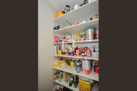 Apartamento à venda com 226m², 4 quartos e 4 vagasDespensa