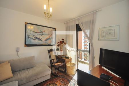 Apartamento à venda com 226m², 4 quartos e 4 vagasSuíte 1