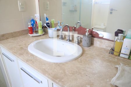 Apartamento à venda com 127m², 4 quartos e 2 vagasBanheiro Suíte 1