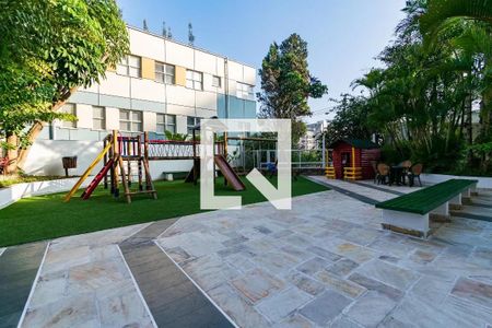 Apartamento à venda com 127m², 4 quartos e 2 vagas Apartamento à venda com 127m², 4 quartos e 2 vagasÁrea comum - Playground