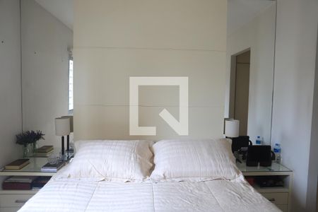 Apartamento à venda com 127m², 4 quartos e 2 vagasSuíte 1