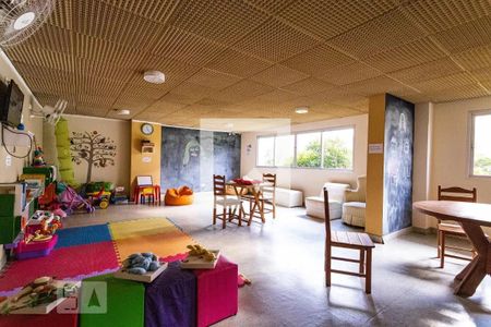 Apartamento à venda com 127m², 4 quartos e 2 vagas Apartamento à venda com 127m², 4 quartos e 2 vagasBrinquedoteca