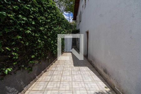 Casa à venda com 100m², 3 quartos e 3 vagas