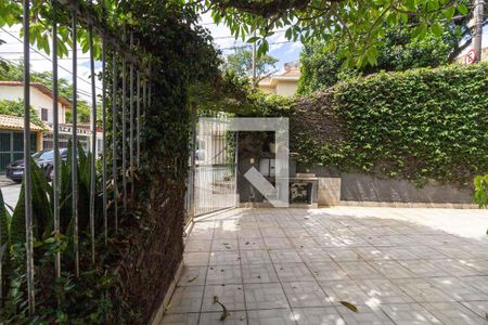 Casa à venda com 100m², 3 quartos e 3 vagas