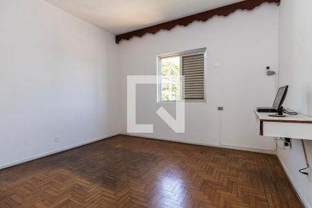 Casa à venda com 180m², 3 quartos e 3 vagas