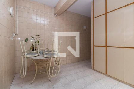 Casa à venda com 180m², 3 quartos e 3 vagas