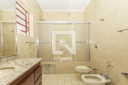 Casa à venda com 255m², 3 quartos e 2 vagas