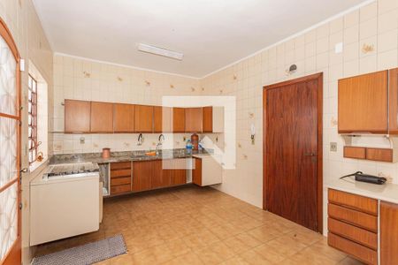 Casa à venda com 255m², 3 quartos e 2 vagas