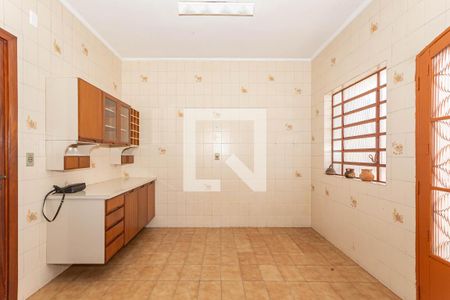 Casa à venda com 255m², 3 quartos e 2 vagas