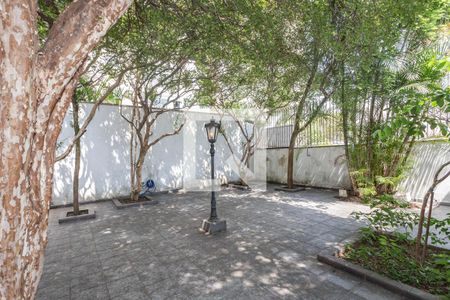 Casa à venda com 255m², 3 quartos e 2 vagas