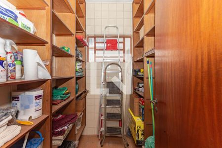 Casa à venda com 255m², 3 quartos e 2 vagas