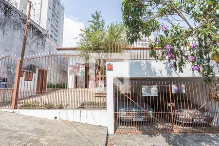 Casa à venda com 255m², 3 quartos e 2 vagas