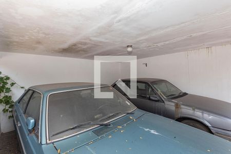 Casa à venda com 255m², 3 quartos e 2 vagas