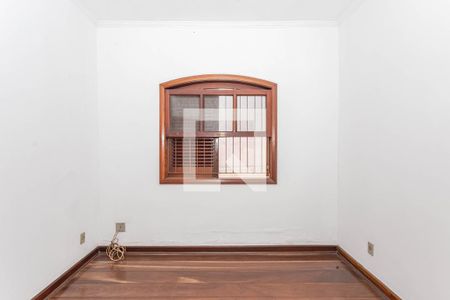 Casa à venda com 255m², 3 quartos e 2 vagas