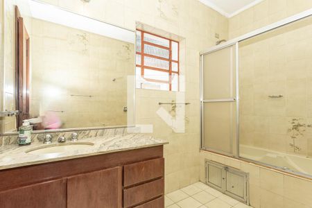 Casa à venda com 255m², 3 quartos e 2 vagas