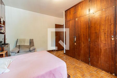 Casa à venda com 420m², 4 quartos e 3 vagas