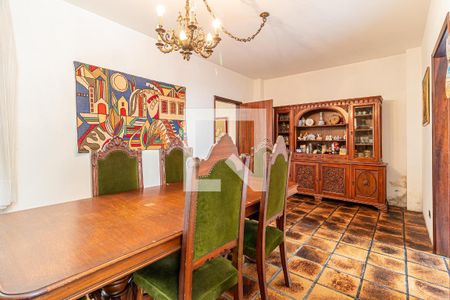 Casa à venda com 420m², 4 quartos e 3 vagas