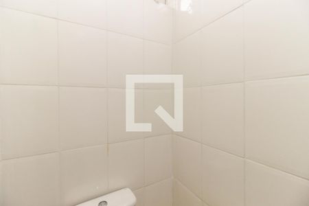 Casa à venda com 330m², 4 quartos e 3 vagas Casa à venda com 330m², 4 quartos e 3 vagasBanheiro da Área de Serviço