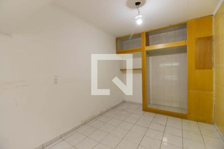 Casa à venda com 330m², 4 quartos e 3 vagas Casa à venda com 330m², 4 quartos e 3 vagasQuarto 2
