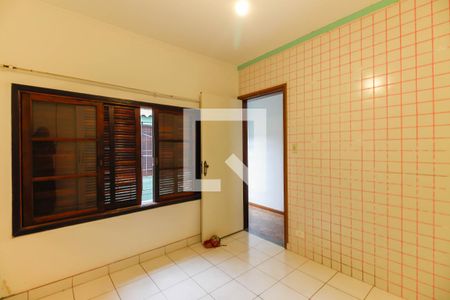 Casa à venda com 330m², 4 quartos e 3 vagas Casa à venda com 330m², 4 quartos e 3 vagasQuarto 1