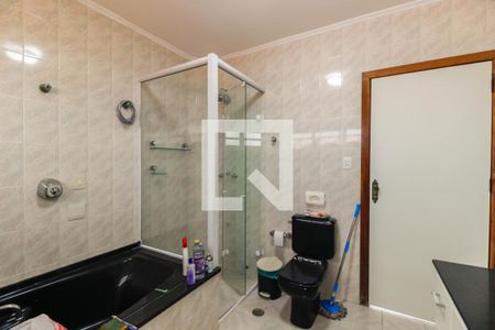 Casa à venda com 330m², 4 quartos e 3 vagas Casa à venda com 330m², 4 quartos e 3 vagasBanheiro Social