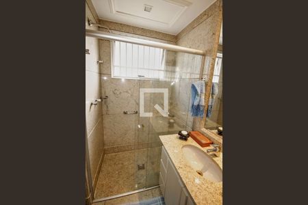 Apartamento à venda com 140m², 4 quartos e 2 vagasbanheiro 2