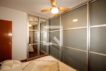 Apartamento à venda com 140m², 4 quartos e 2 vagasquarto 1