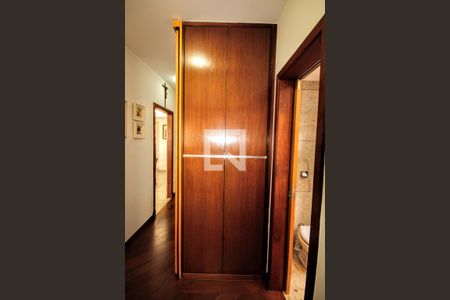 Apartamento à venda com 140m², 4 quartos e 2 vagasquarto 4