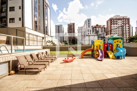 Apartamento à venda com 140m², 4 quartos e 2 vagasÁrea comum