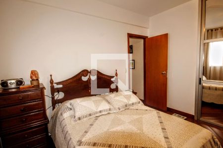 Apartamento à venda com 140m², 4 quartos e 2 vagasquarto 1