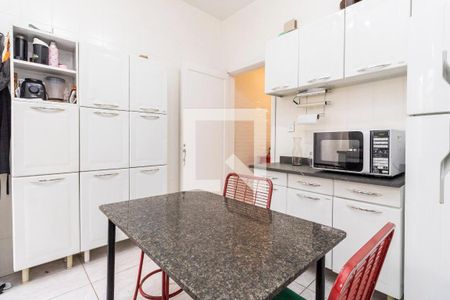 Casa à venda com 80m², 2 quartos e sem vaga