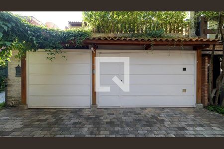 Casa à venda com 291m², 3 quartos e 3 vagas