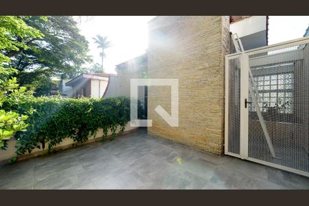 Casa à venda com 291m², 3 quartos e 3 vagas