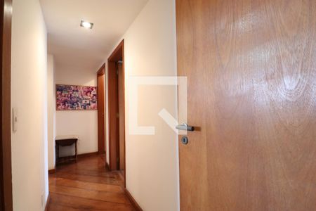 Apartamento à venda com 113m², 3 quartos e 3 vagasCorredor