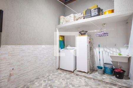 Casa à venda com 151m², 3 quartos e 2 vagas Casa à venda com 151m², 3 quartos e 2 vagasÁrea de Serviço