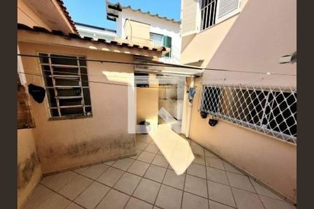 Casa à venda com 130m², 3 quartos e 3 vagas
