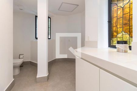 Casa à venda com 1350m², 4 quartos e 6 vagas