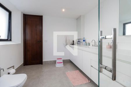 Casa à venda com 1350m², 4 quartos e 6 vagas