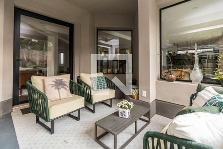 Casa à venda com 1350m², 4 quartos e 6 vagas