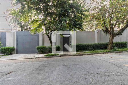 Casa à venda com 1350m², 4 quartos e 6 vagas