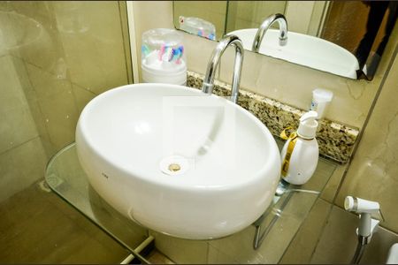 Apartamento à venda com 62m², 2 quartos e 1 vagaBanheiro