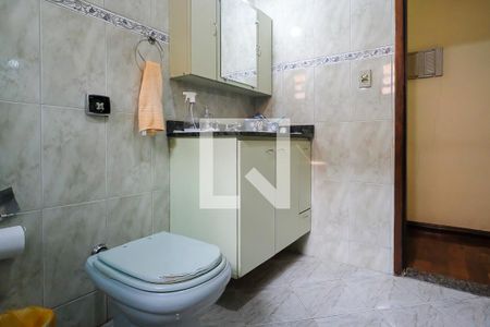 Casa à venda com 180m², 3 quartos e 3 vagasBanheiro