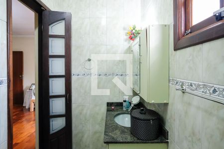 Casa à venda com 180m², 3 quartos e 3 vagasBanheiro da suíte