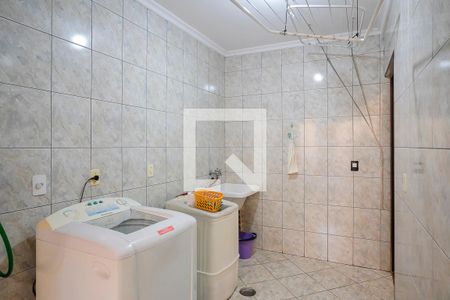 Casa à venda com 180m², 3 quartos e 3 vagasÁrea de serviço